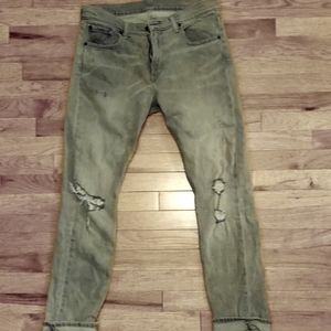 Levis grey denim jeans 31 w x 30 l. Boyfriend style w high waist.